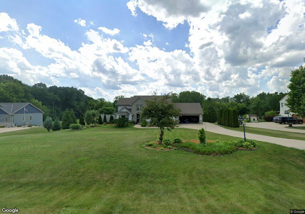 W262N5509 Boden Ln, Sussex, WI 53089 - photo 1