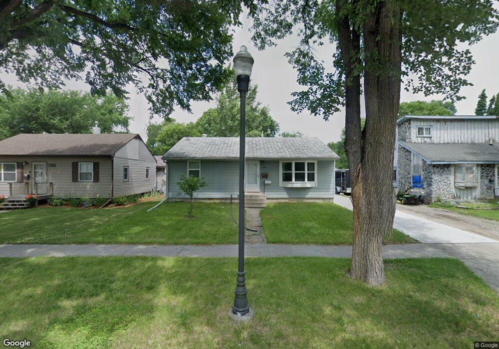 1639 10th Ave S, Fargo, ND 58103 - photo 1
