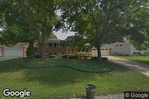 1797 Stratford St, Sylvan Lake, MI 48320
