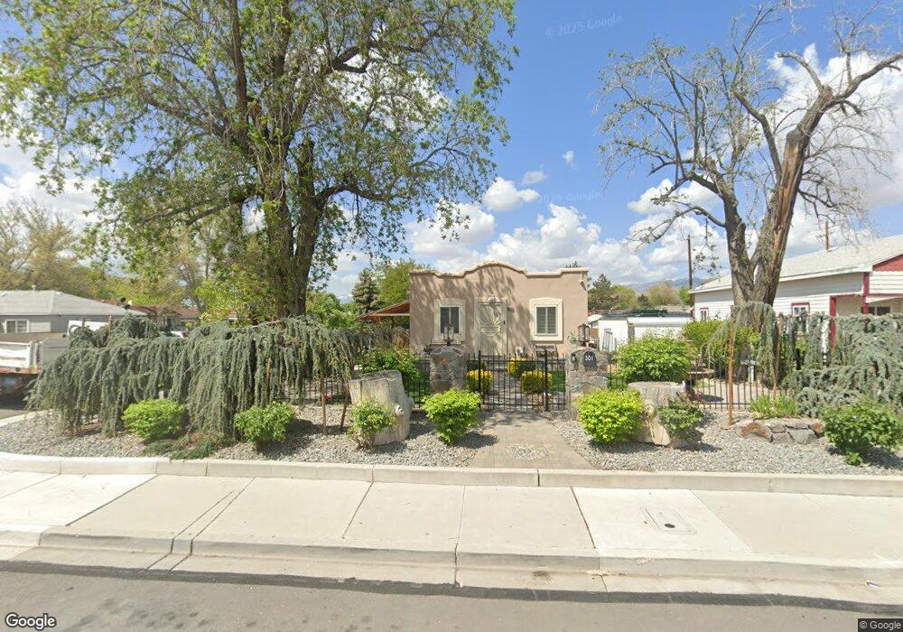 301 19th St, Sparks, NV 89431 - photo 1
