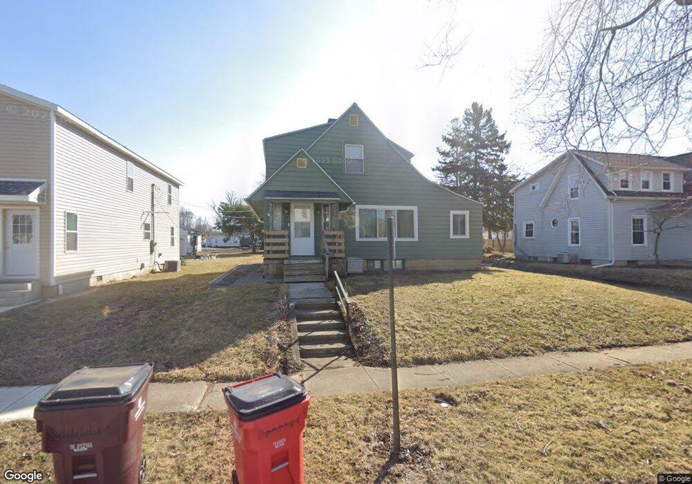 516 N Gilbert St, Ada, OH 45810 - photo 1