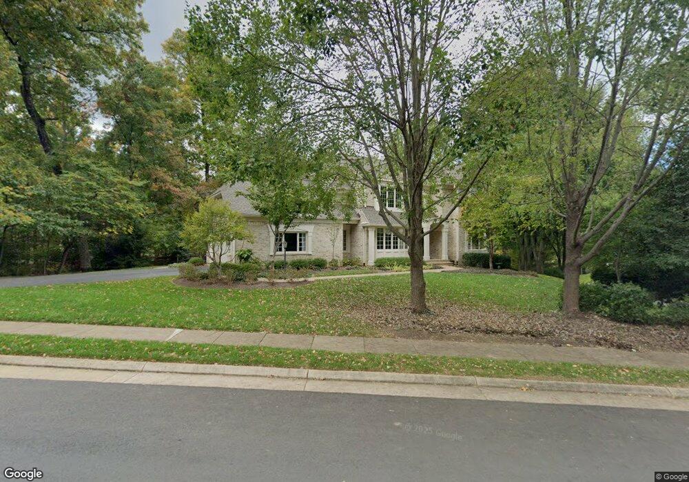 12034 Creekbend Dr, Reston, VA 20194 - photo 1