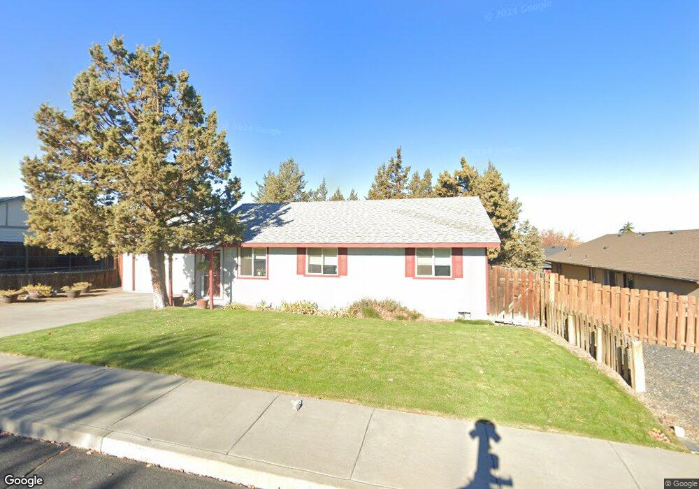 3327 SW Quartz Place, Redmond, OR 97756 - photo 1