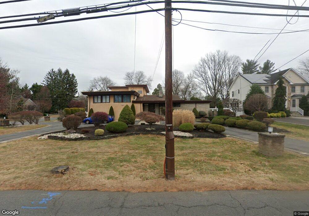 312 Rahway Rd unit none, Edison, NJ 08820 - photo 1