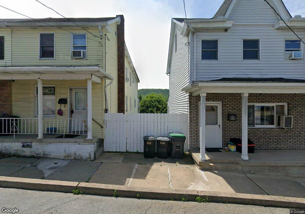 214 Brown St, Tamaqua, PA 18252 - photo 1
