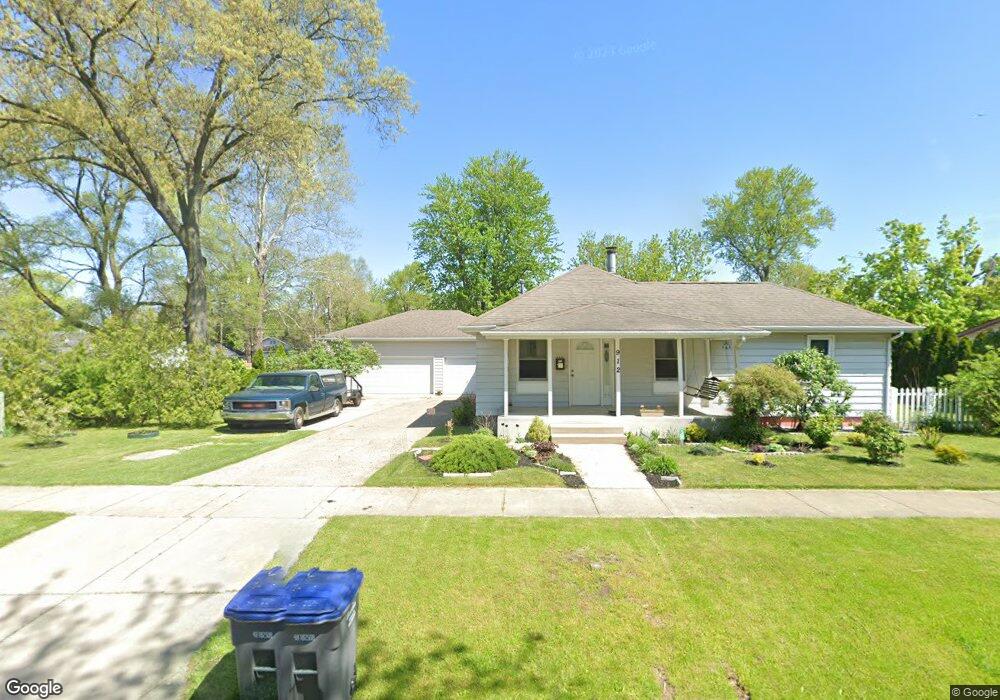 912 Taylor St, Elkhart, IN 46516 - photo 1