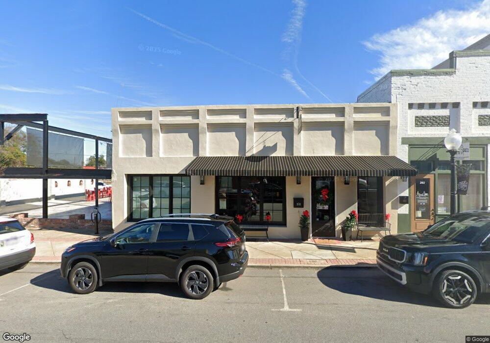 212 N Broad St, Bainbridge, GA 39817 - photo 1