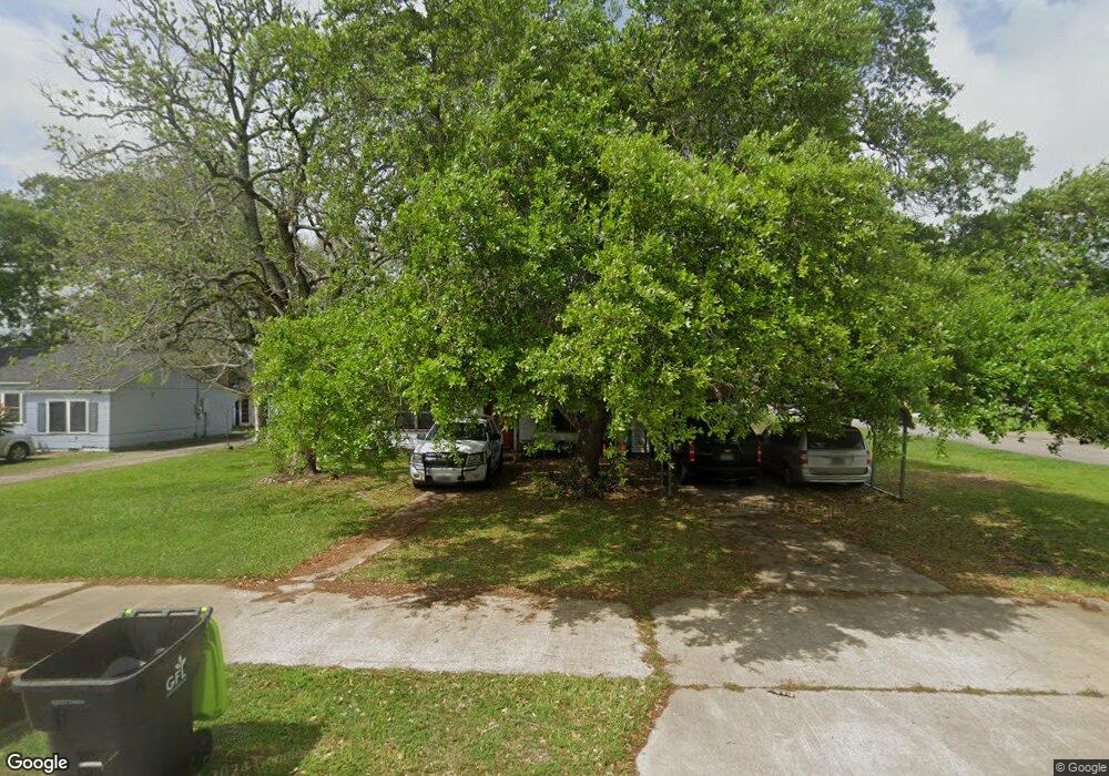 1800 Mary Ave, Bay City, TX 77414 - photo 1