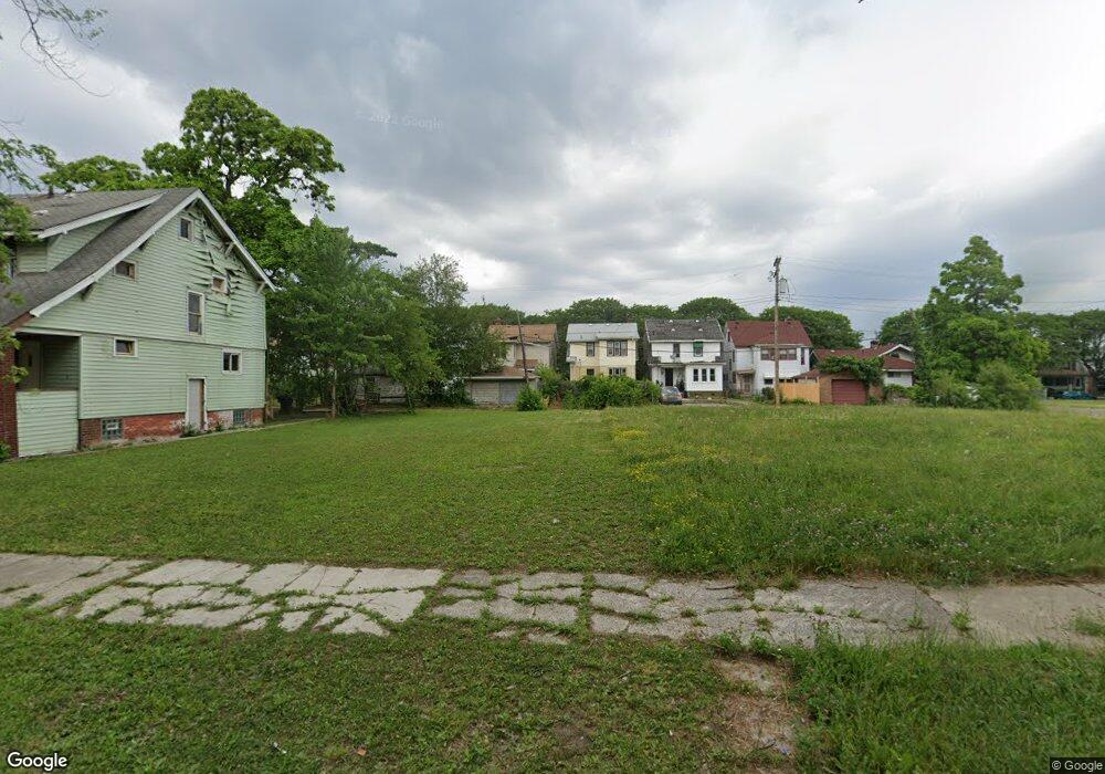 2926 Blaine St, Detroit, MI 48206 - photo 1