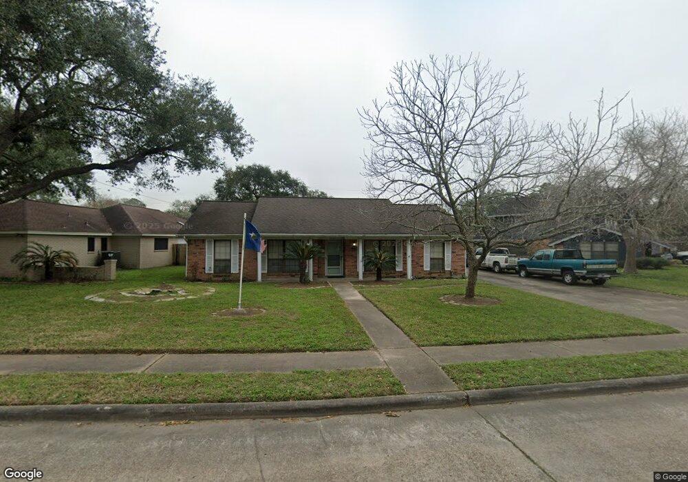 1415 Bellaire Blvd, Alvin, TX 77511 - photo 1