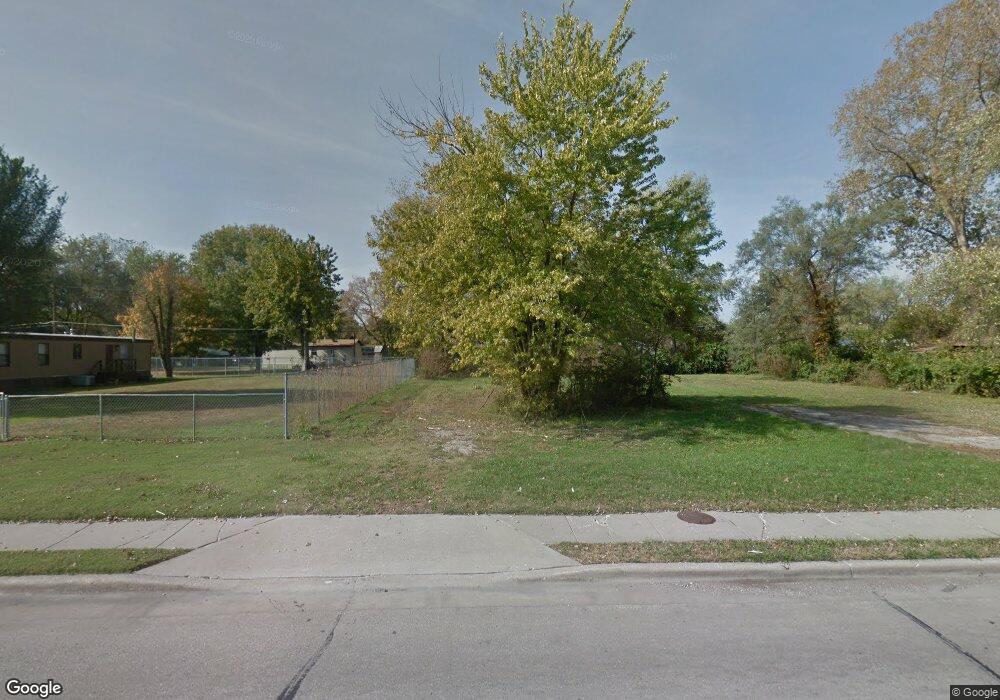 2819 Black Ln, Collinsville, IL 62234 - photo 1