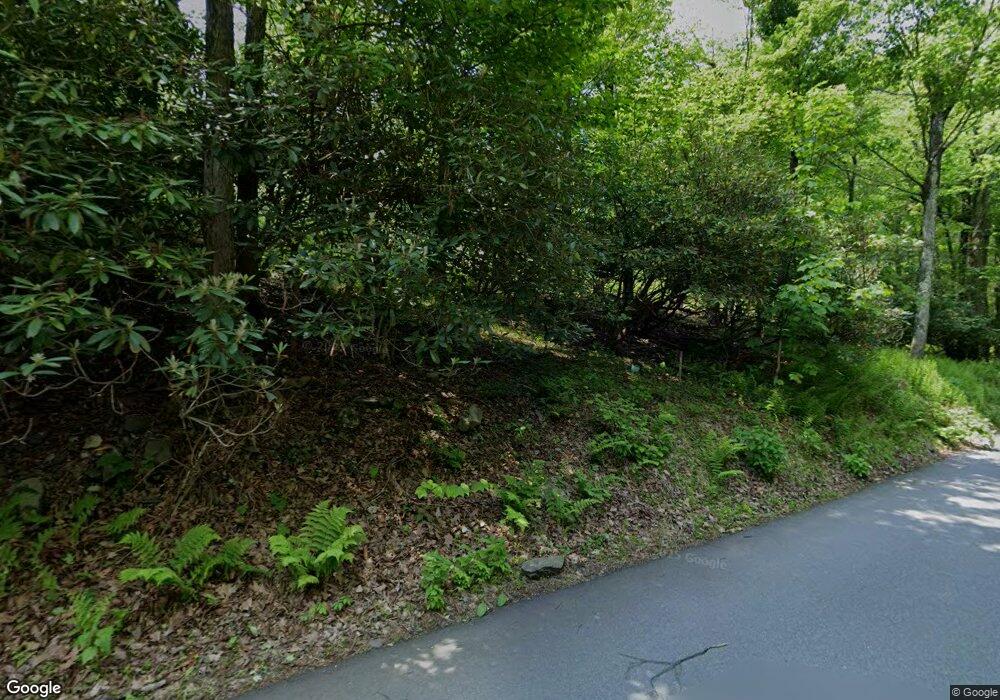 252 Old Hemlock Ln, Buck Hill Falls, PA 18323 - photo 1