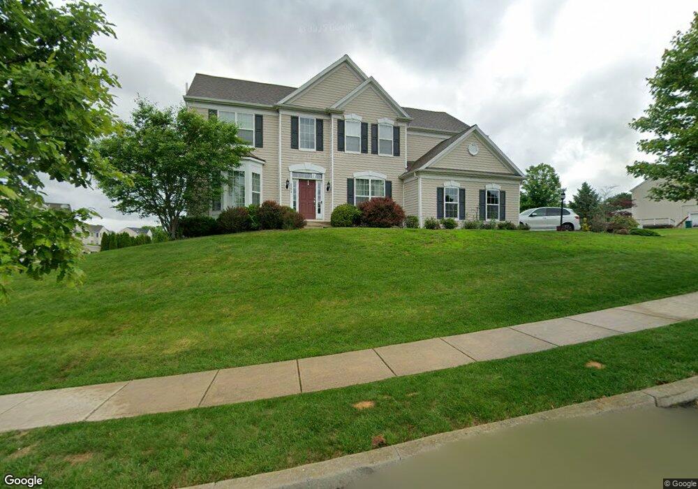 6554 Rutherford Dr, Macungie, PA 18062 - photo 1