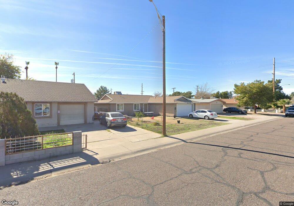 3837 W Seldon Ln unit 2, Phoenix, AZ 85051 - photo 1