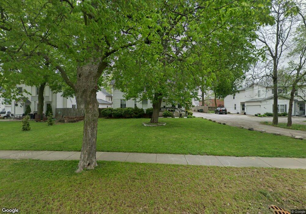 805 Old Indian Trail, Aurora, IL 60506 - photo 1