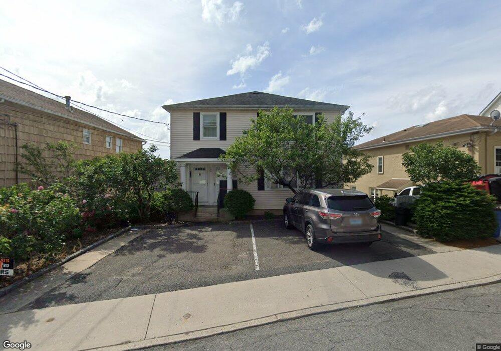 150 Grand St unit 1, Mamaroneck, NY 10543 - photo 1