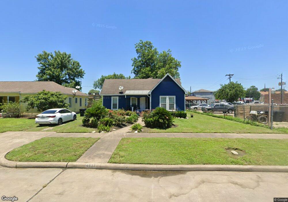 4527 Willowbrook Blvd, Houston, TX 77021 - photo 1