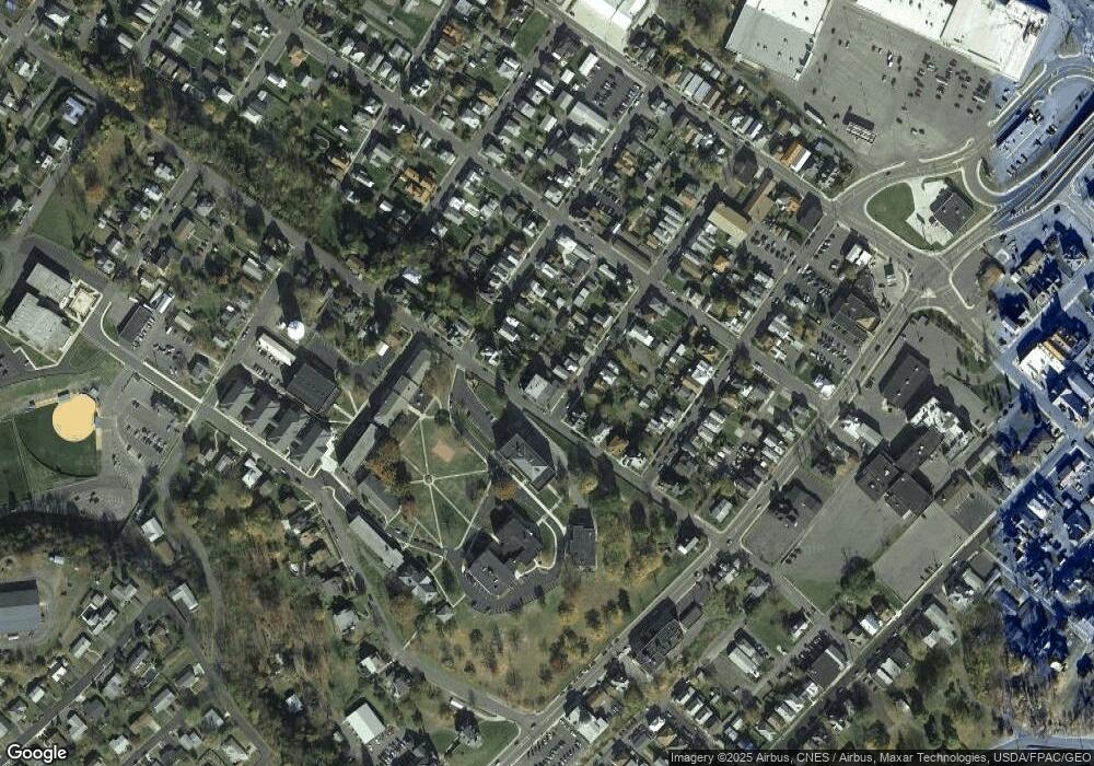 126 Spring St, Keyser, WV 26726 - photo 1