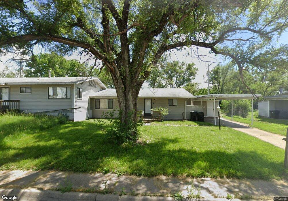 7230 SW Woodcroft Way, Topeka, KS 66619 - photo 1