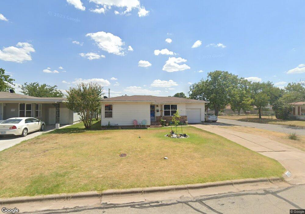 1527 Hursh Ave, Wichita Falls, TX 76302 - photo 1
