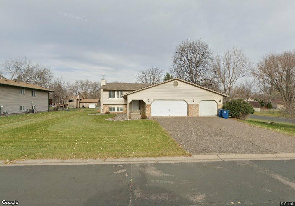 10880 99th Place N, Maple Grove, MN 55369 - photo 1