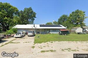200 Maple St, Hardin, MO 64035