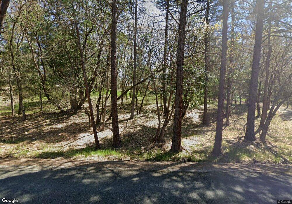 951 Lathrop Rd, Grants Pass, OR 97526 - photo 1