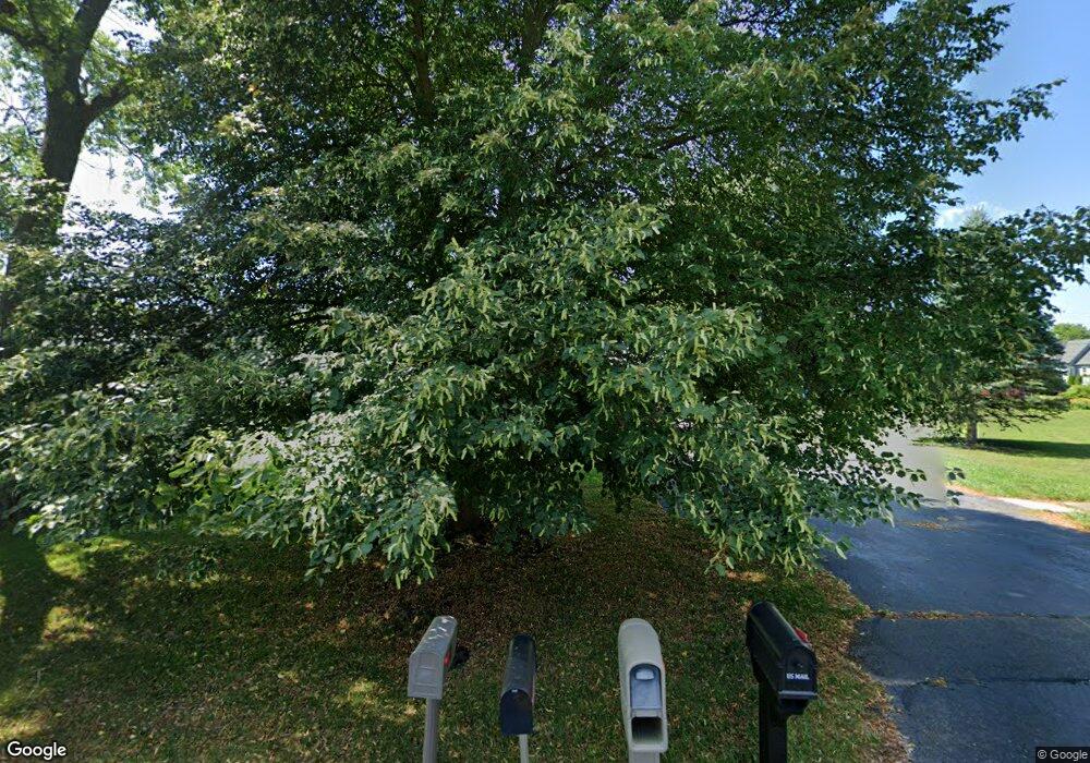 205 E Jefferson St, Philo, IL 61864 - photo 1