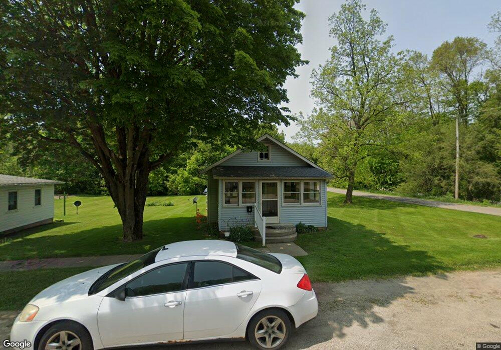 409 Sycamore St, Lagrange, IN 46761 - photo 1