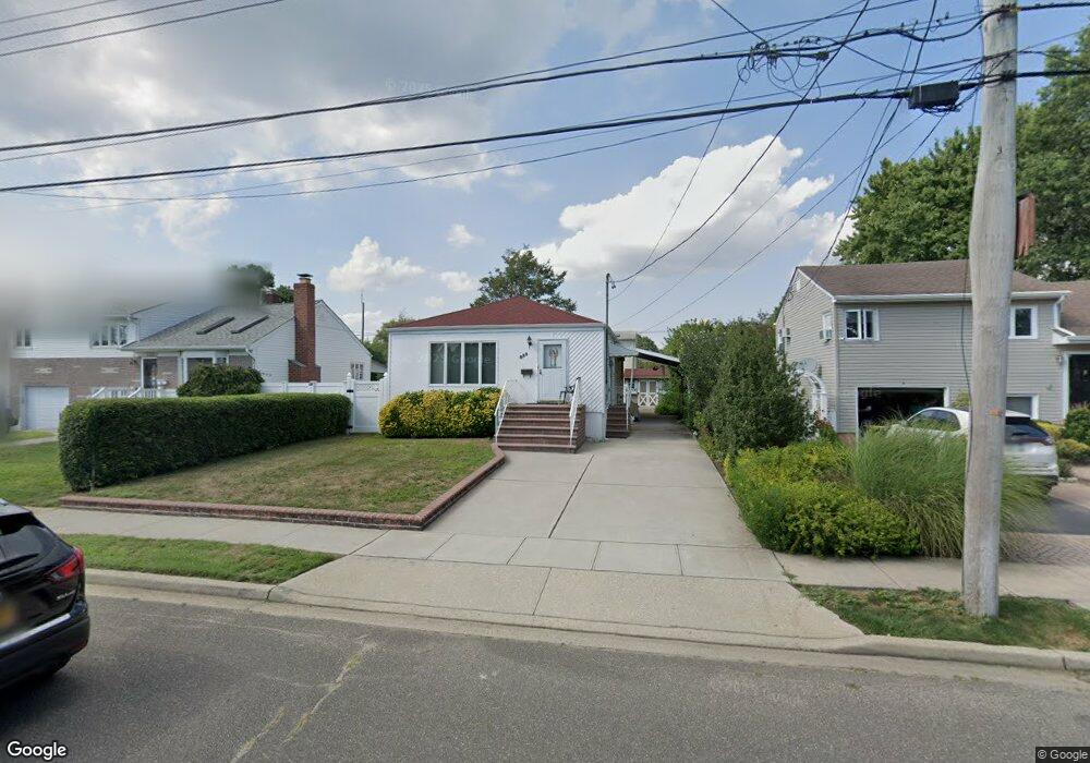 333 N Virginia Ave, Massapequa, NY 11758 - photo 1