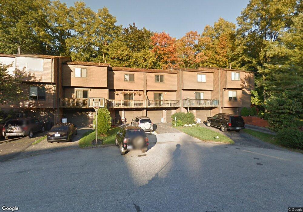 4 Adrian Ct, Cortlandt Manor, NY 10567 - photo 1