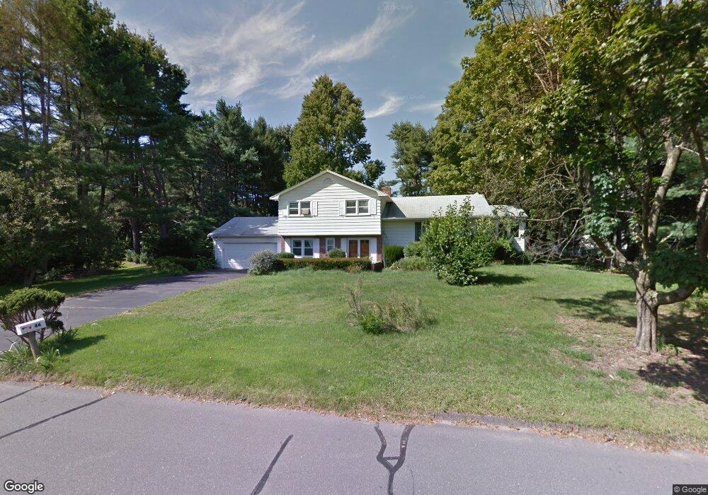 44 Craigemore Cir, Avon, CT 06001 - photo 1