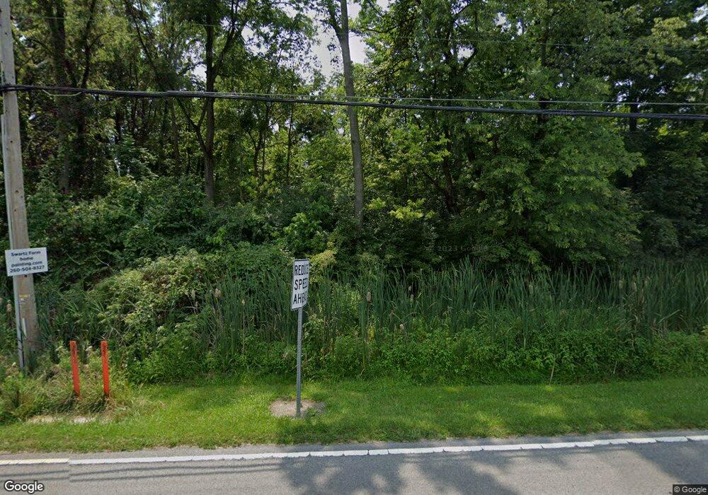 607 W Vine St, Roanoke, IN 46783 - photo 1