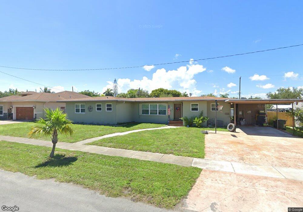 269 SW 9th St, Dania, FL 33004 - photo 1
