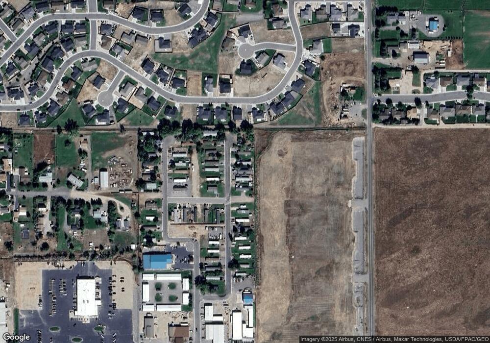 220 34th St, Cody, WY 82414 - photo 1