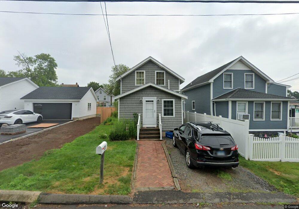 31 Henry St, East Haven, CT 06512 - photo 1