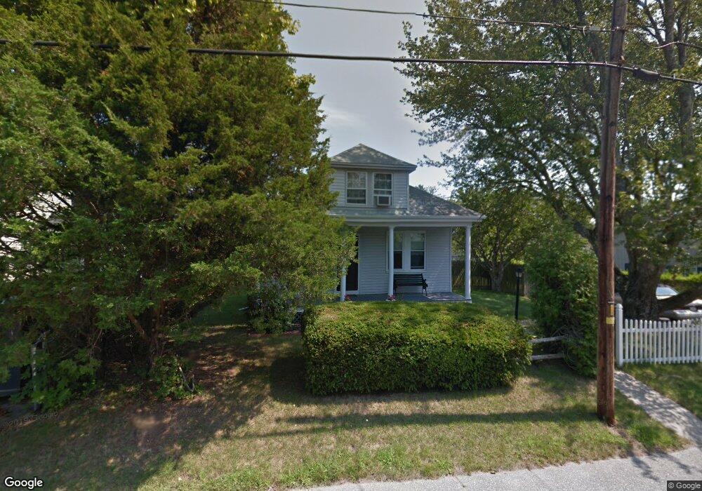 10 Oliver St, North Dartmouth, MA 02747 - photo 1