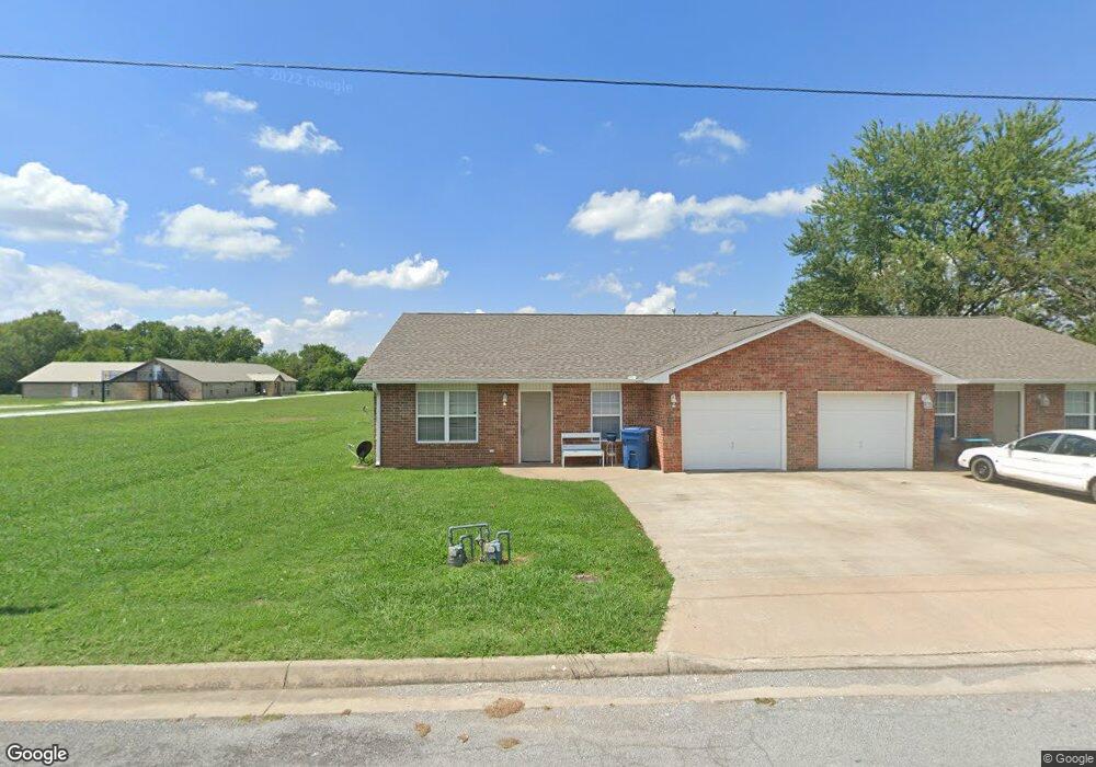 163 Shaffer Ave, Gentry, AR 72734 - photo 1