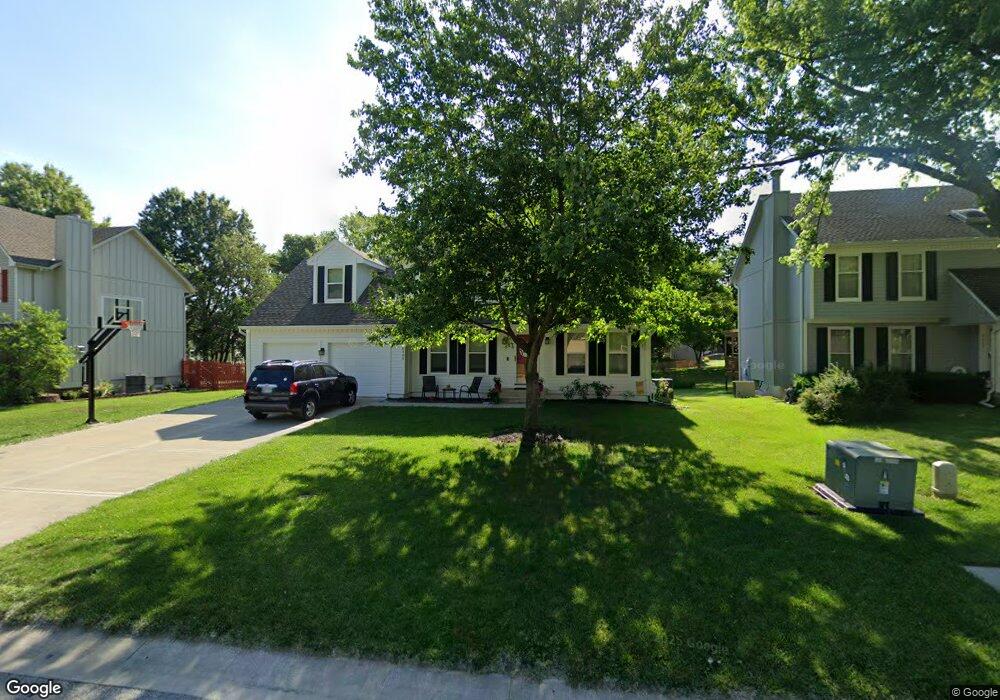 8403 Twilight Ln, Lenexa, KS 66219 - photo 1