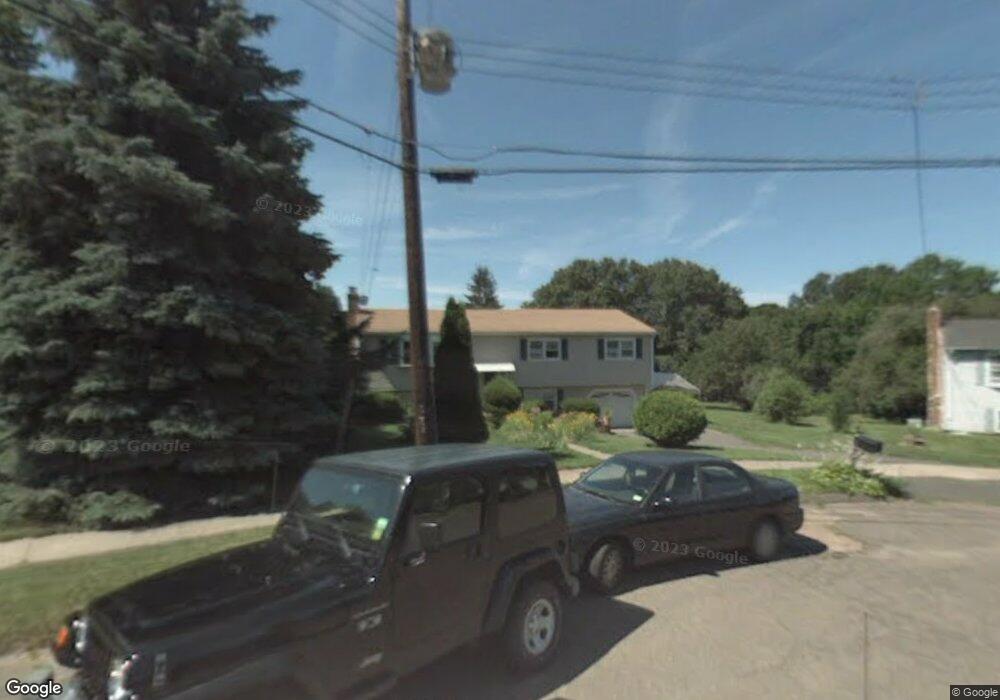 4 Sky View Cir, Hamden, CT 06514 - photo 1