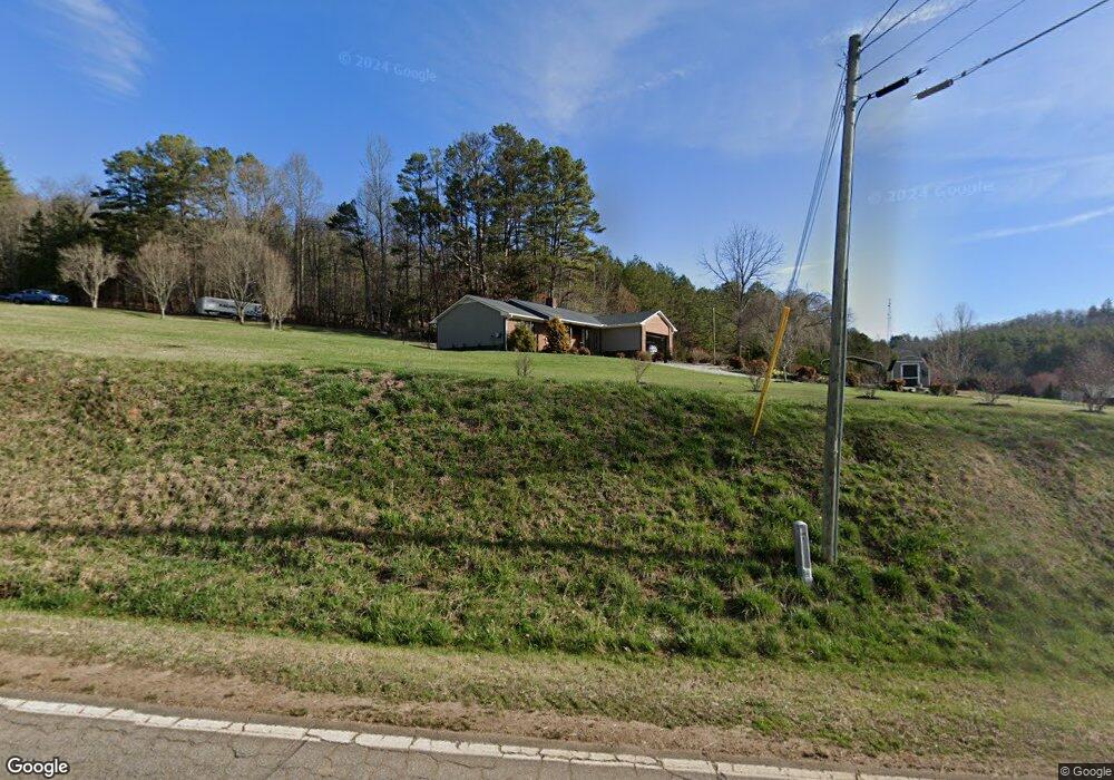 321 Skeenah Rd, Franklin, NC 28734 - photo 1