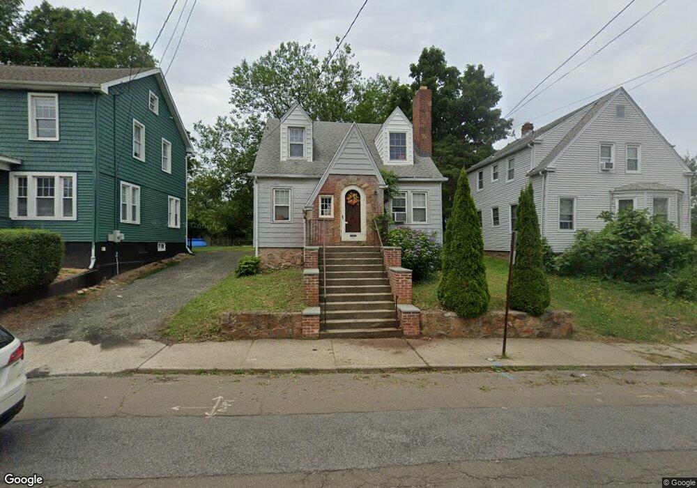 434 Lighthouse Rd, New Haven, CT 06512 - photo 1