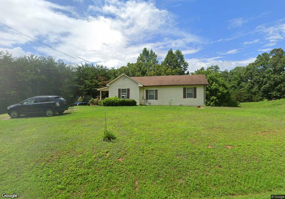 1075 Elijah Cir, Martinsville, VA 24112 - photo 1