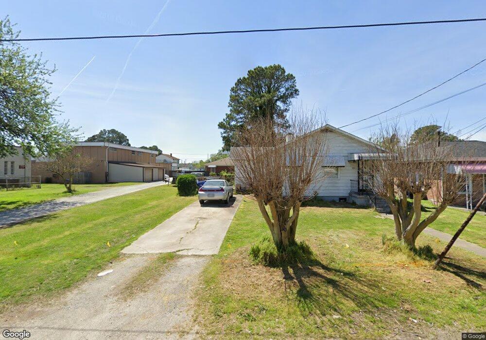 2812 Roanoke Ave, Portsmouth, VA 23704 - photo 1