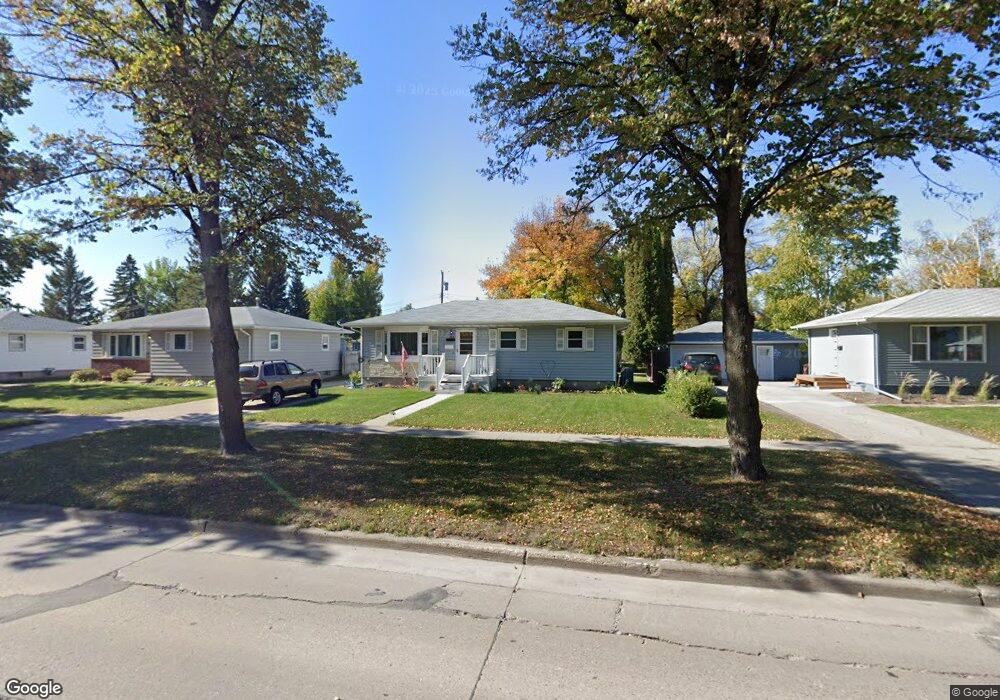 714 S 20th St, Grand Forks, ND 58201 - photo 1