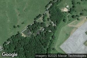 1423 Old Powell Rd, Lewisburg, WV 24901