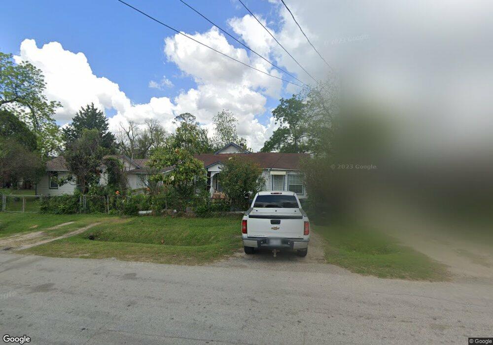 1199 Norham St, Houston, TX 77022 - photo 1