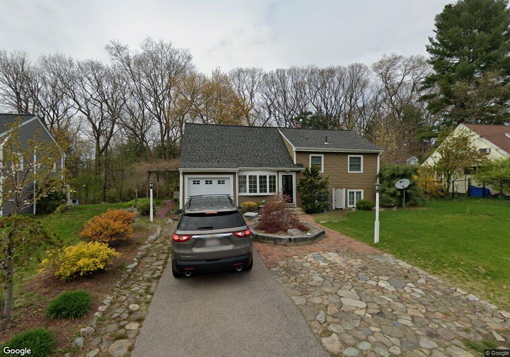 27 Davidson Rd, Framingham, MA 01701 - photo 1