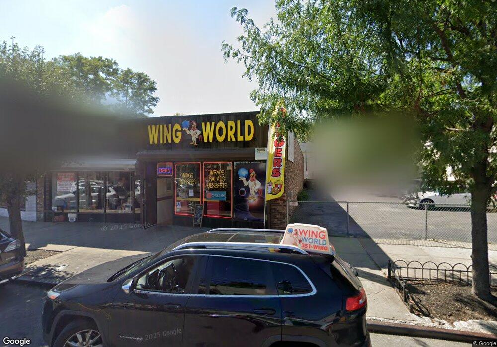 332 New Dorp Ln, New Dorp, NY 10306 - photo 1