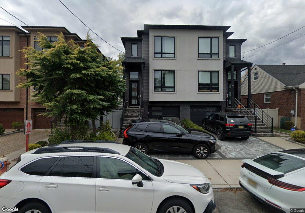 719 W End Ave, Cliffside Park, NJ 07010 - photo 1